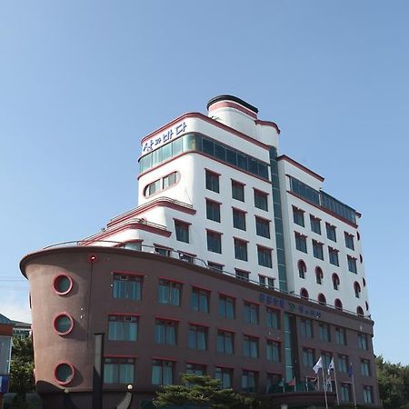 Benikea Hotel Mountain&Ocean Daepohang Sokcho Exterior foto