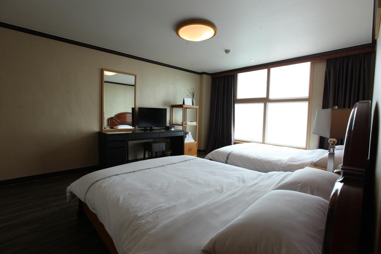 Benikea Hotel Mountain&Ocean Daepohang Sokcho Exterior foto